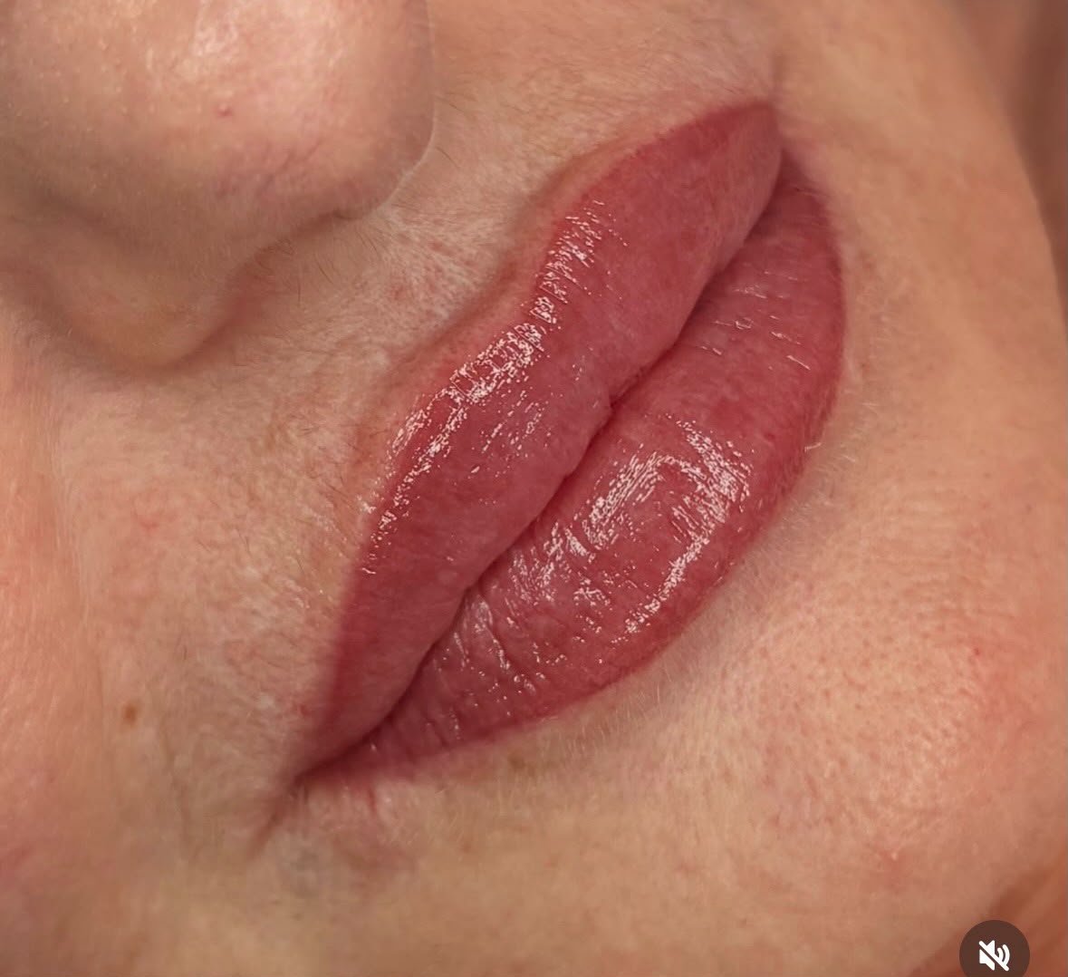 Full Lips (Lip Blush) — dettaglio 3