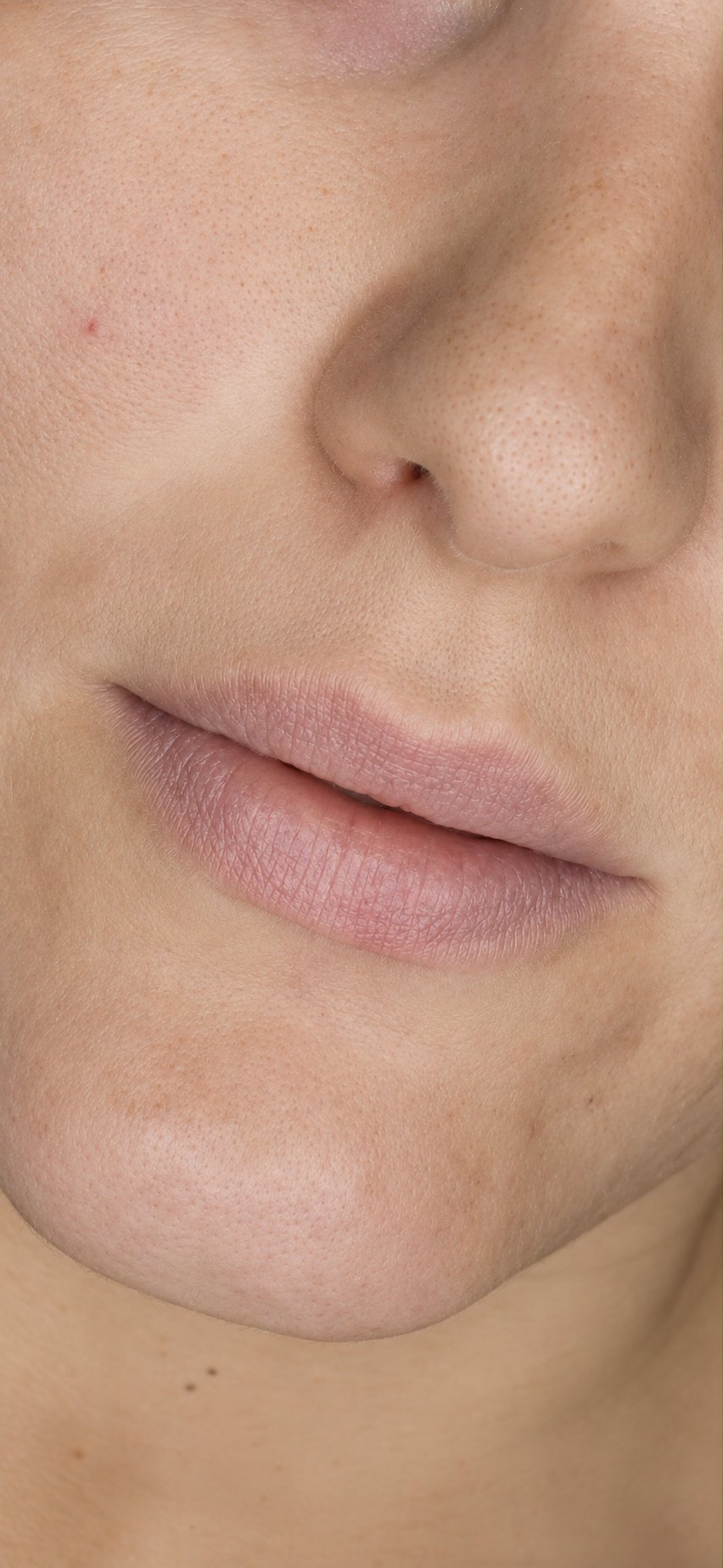 Full Lips — prima